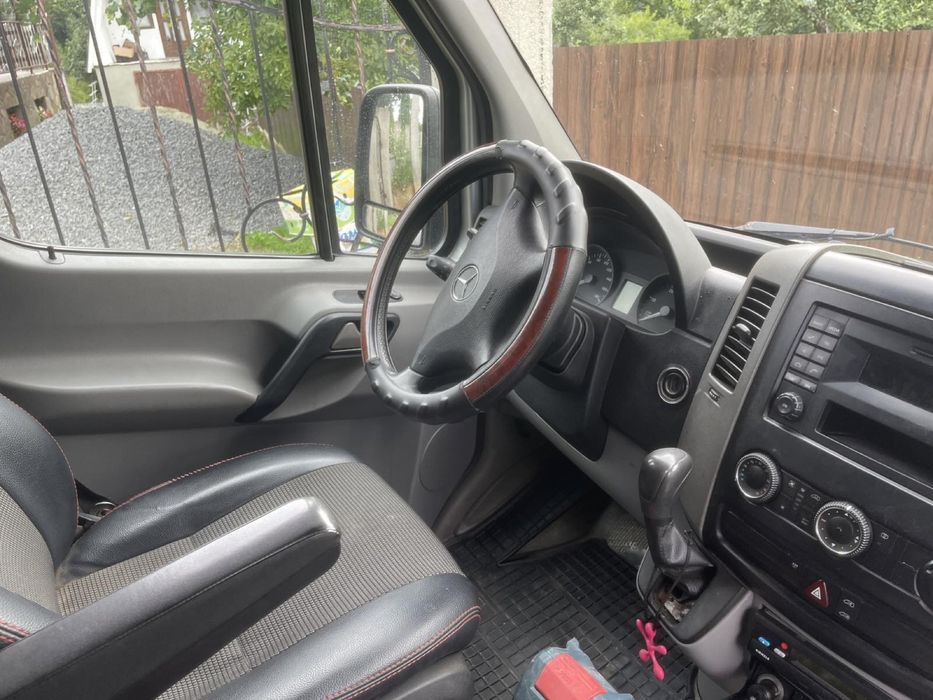 Мерседес спрінтер