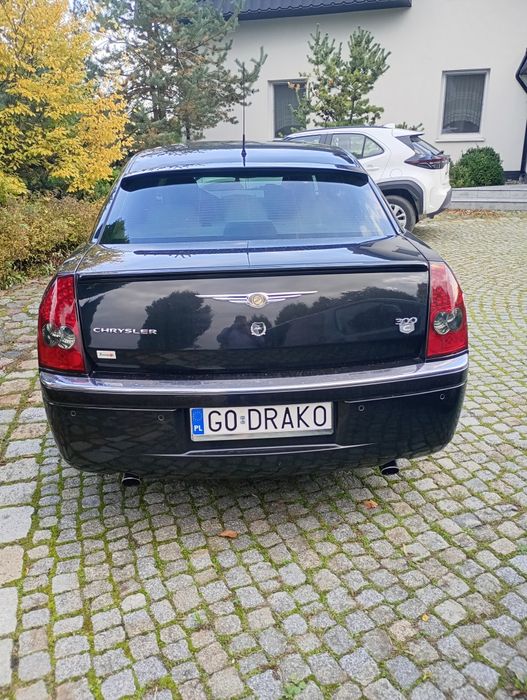 Chrysler 300C ładny