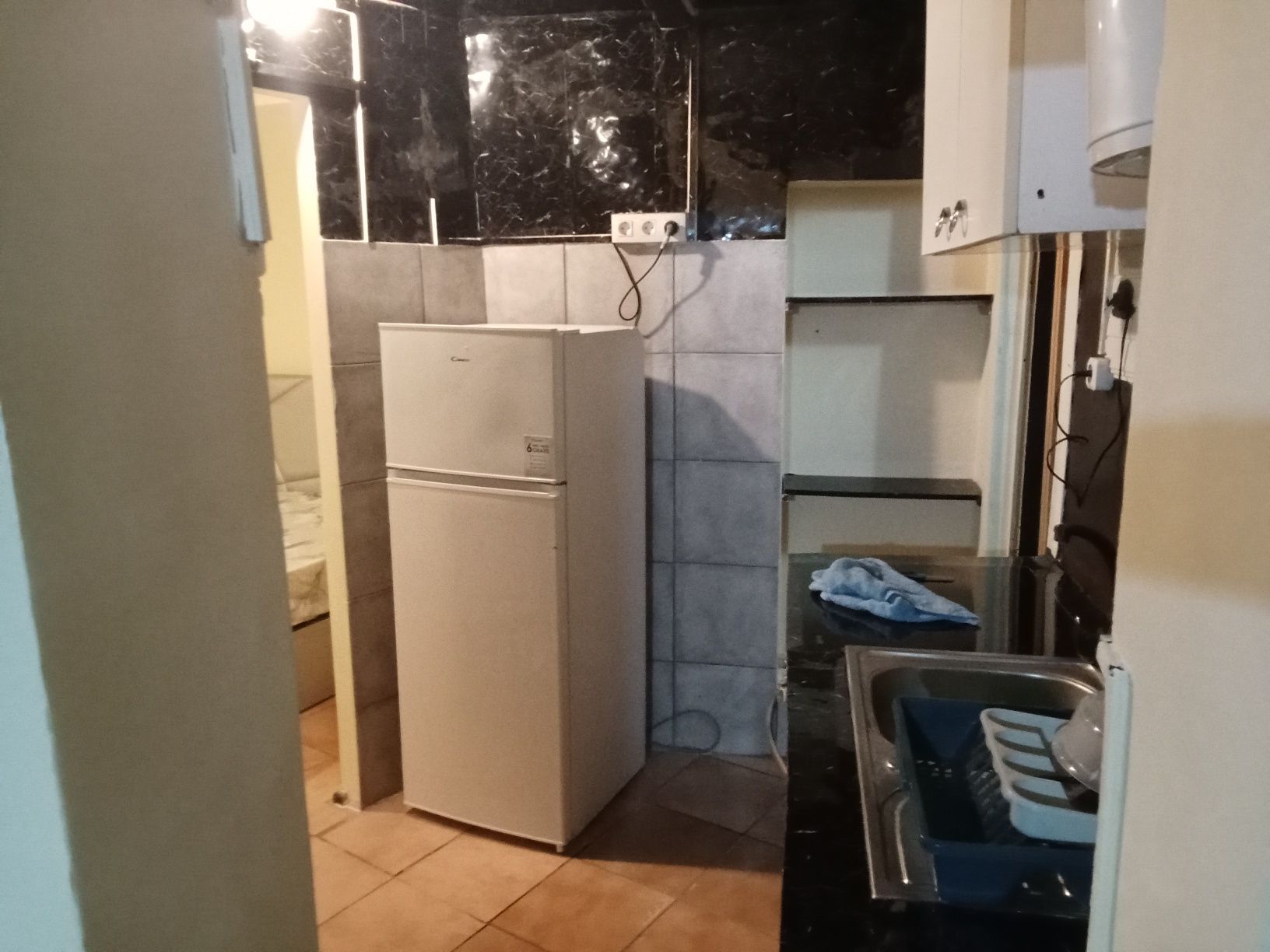 Arrendo T.1  anexo em Avintes com água e luz inchuido mobilado