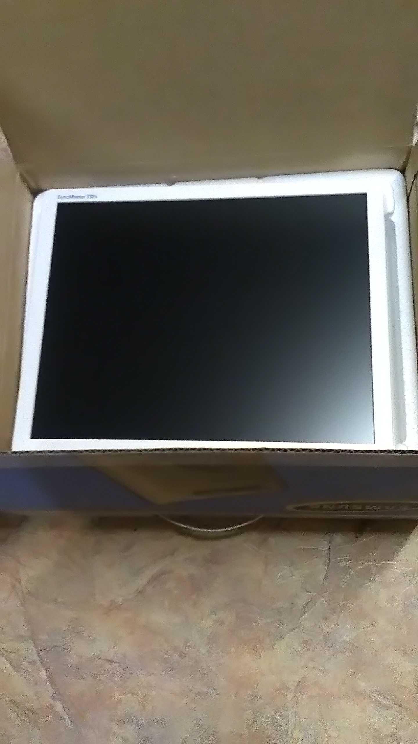 Монитор Samsung SM 732N LS17PEASW, 17", 1280 x 1024, 5:4, VGA, белый