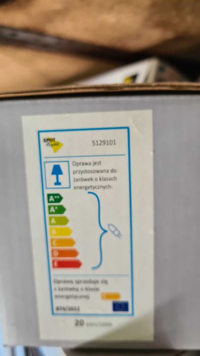 Sprzedam oprawy do sufitów podwieszanych