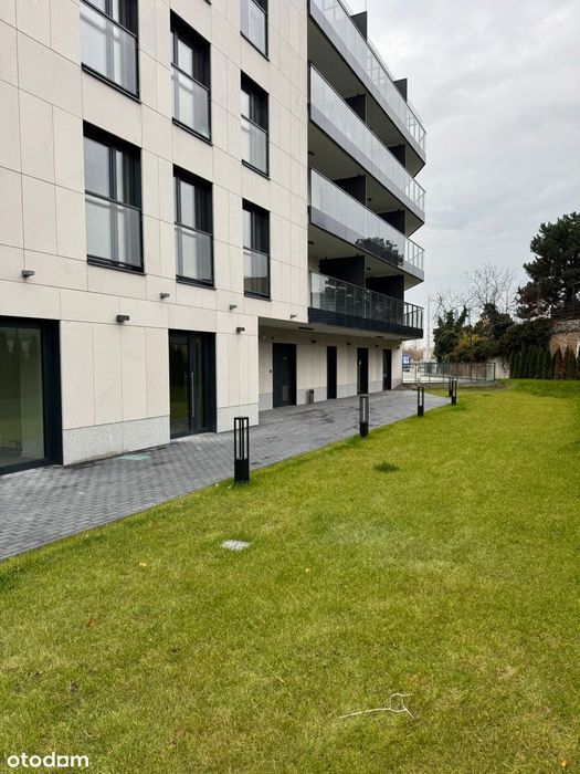 Sprzedam mieszkanie: 3 pokoje, 2 balkony, garaż, 69 m2