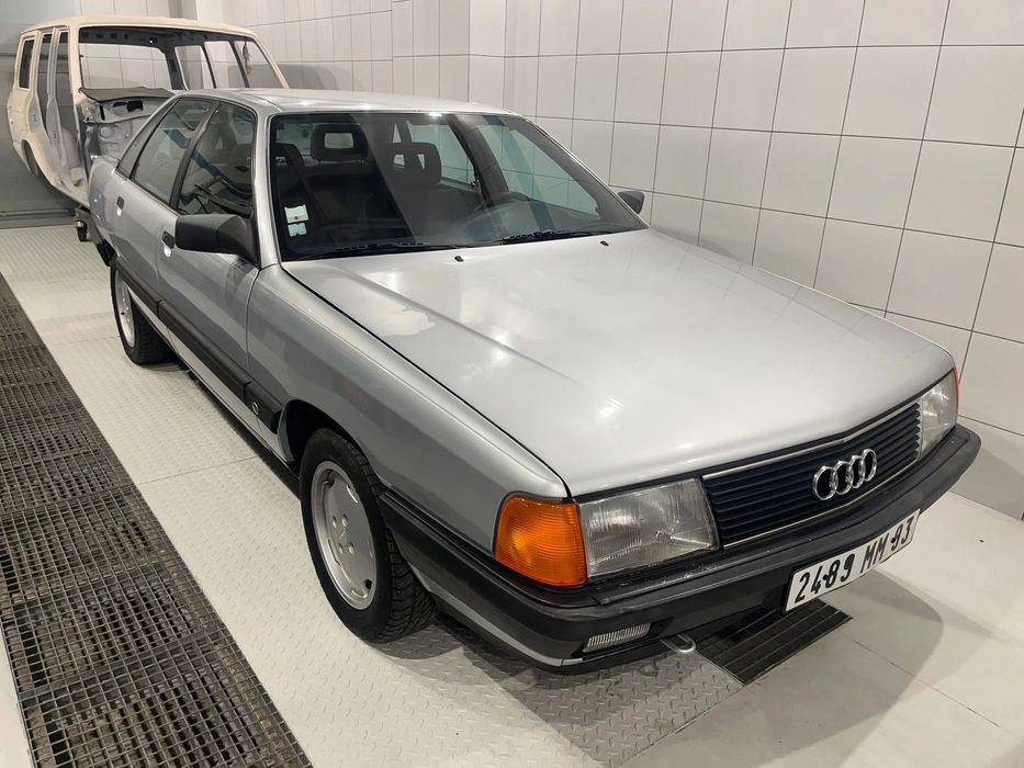 Audi 100 Silnik 2.3 136km Bez Rdzy Import Cygaro Super Stan