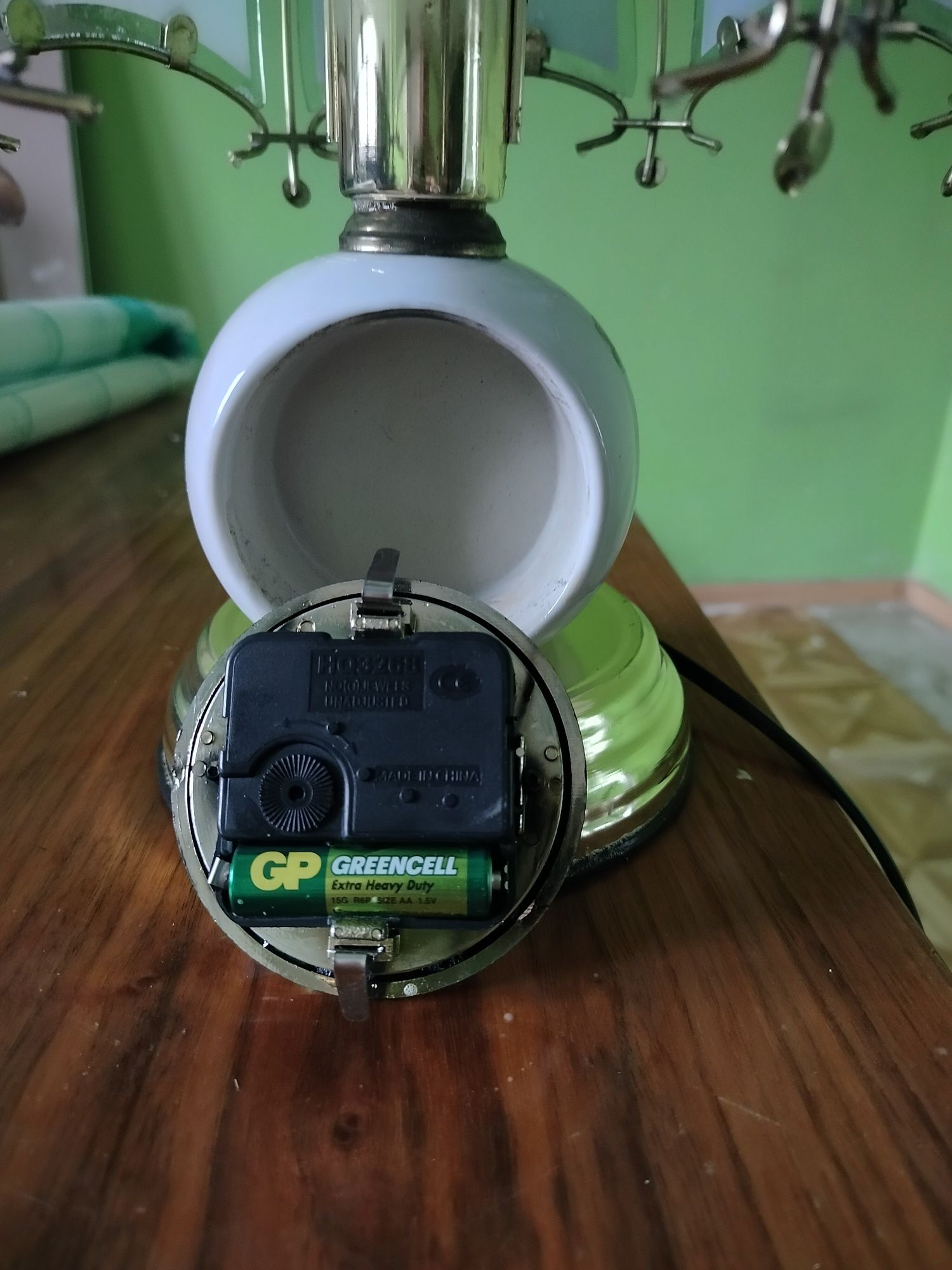 Lampka porcelanowa z zegarkiem PRL antyk