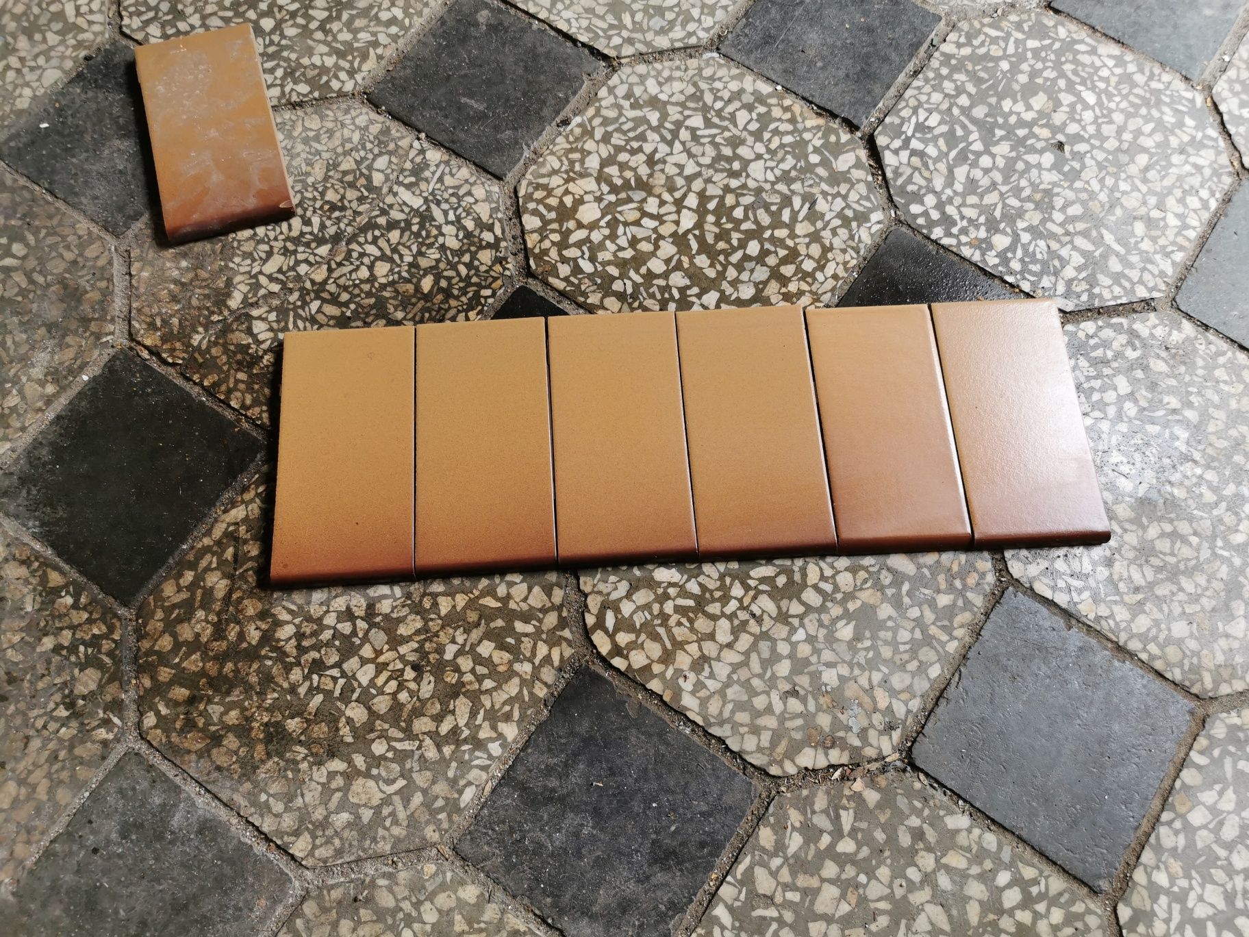 PARAPET ceramiczny płytki klinkierowe 10x20 cm, 4,2 metra bieżącego