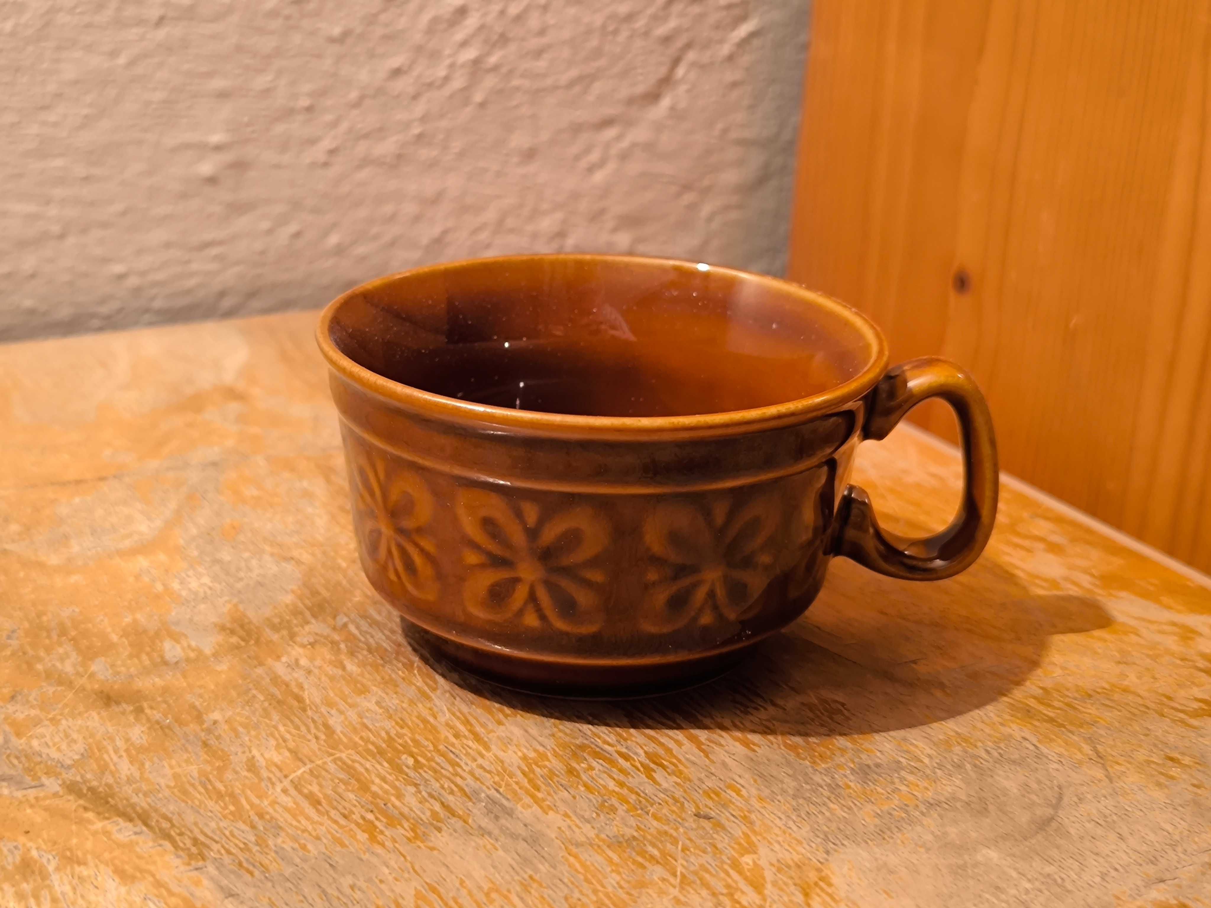 Brązowa filiżanka Werina Kokardki Porcelit Pruszków PRL