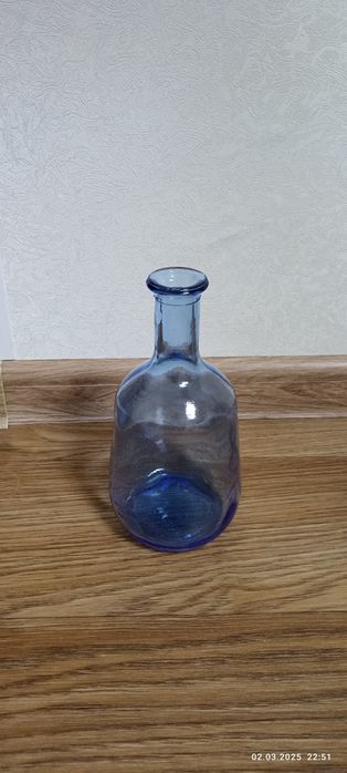 Продам скляний графін б/в