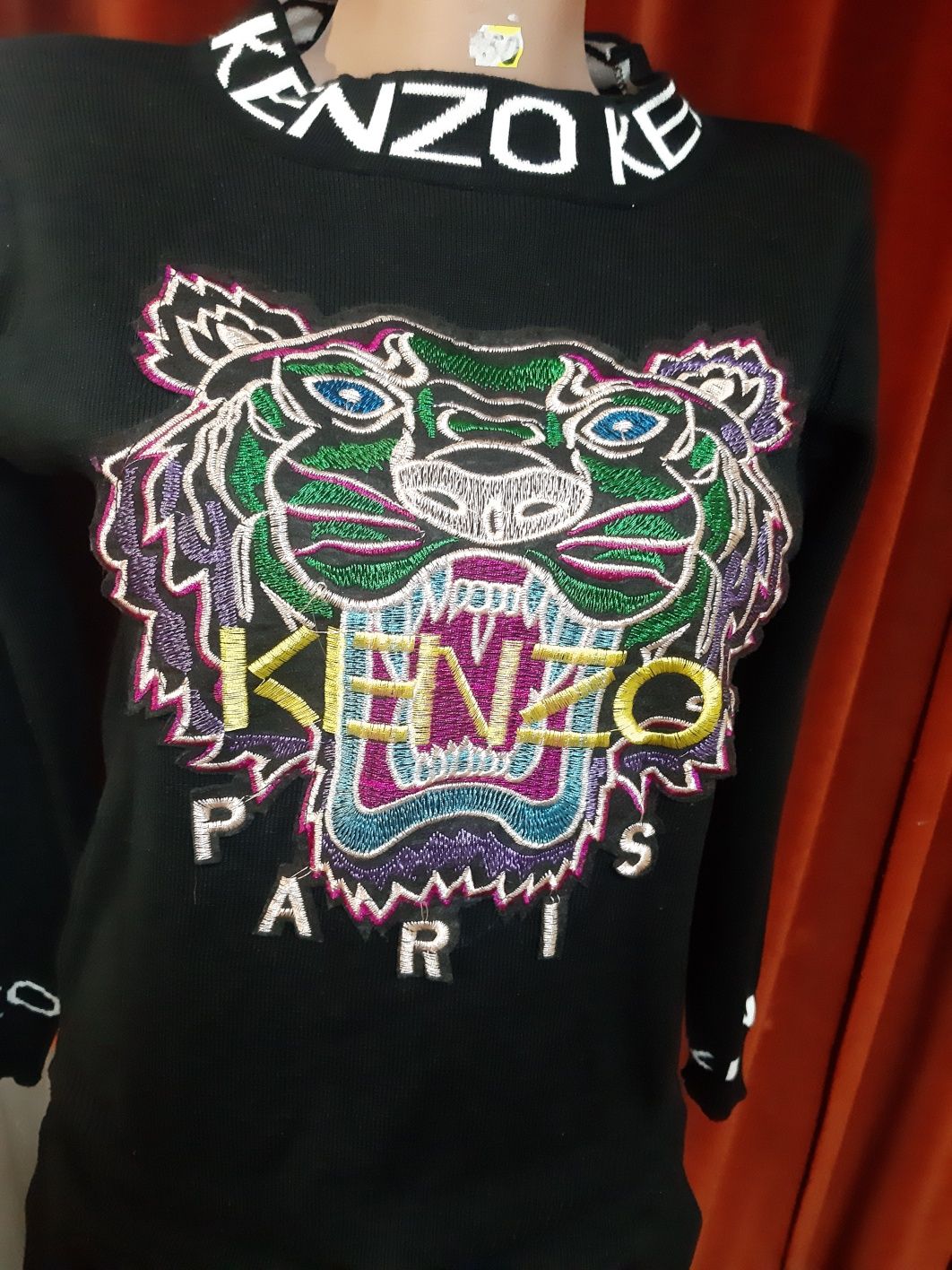 Продам женский спортивный костюм Kenzo