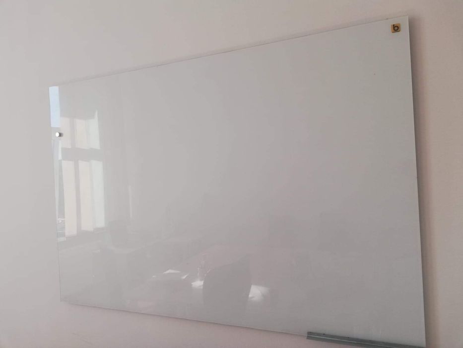 Tablica szklana magnetyczna biła 150x100