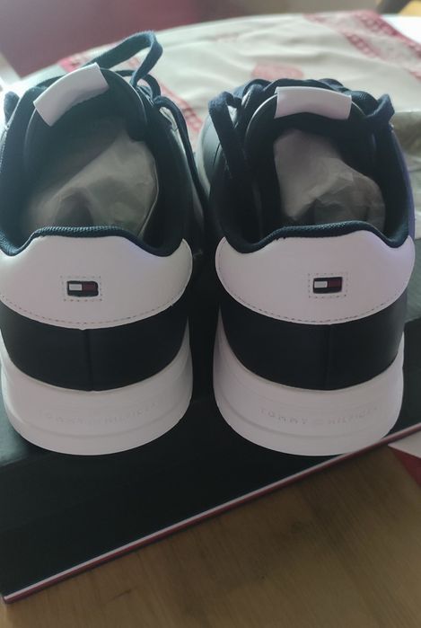 Sapatos Tommy Hilfiger