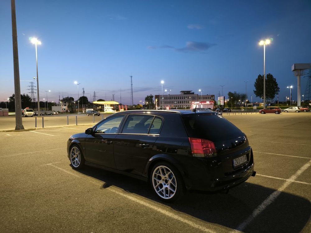 Opel Signum 2.0 T 225km