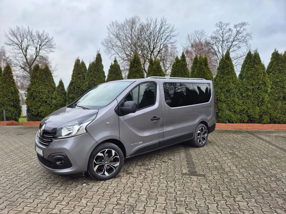 Renault Trafic Bezwypadkowy Serwisowany dwa kluczyki