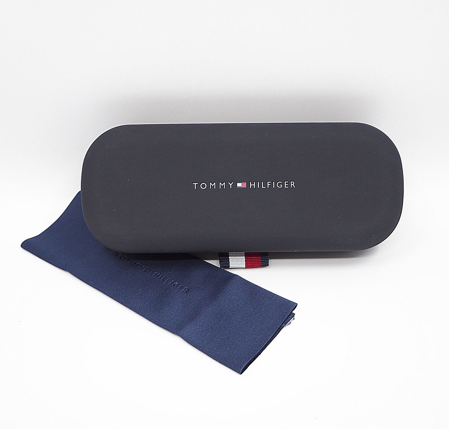 Etui na okulary Tommy Hilfiger