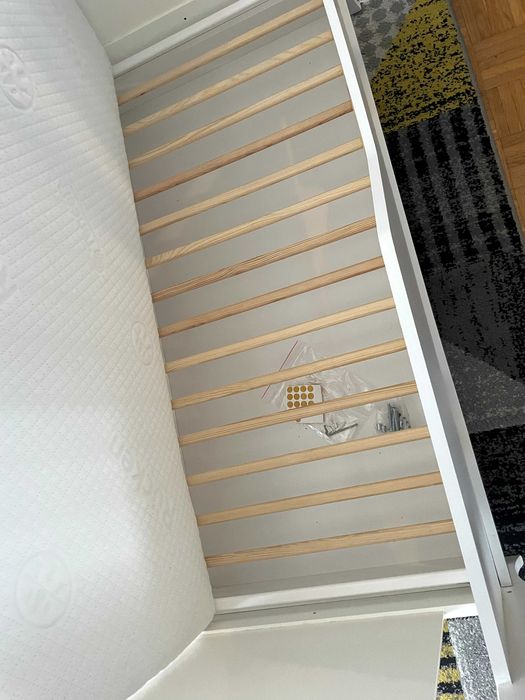 Łóżeczko 120×60 białe z szufladą + materac Rücken Tencel