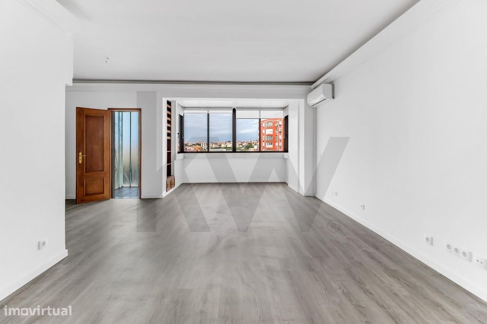 Apartamento T3 na Quinta do Marquês, Oeiras
