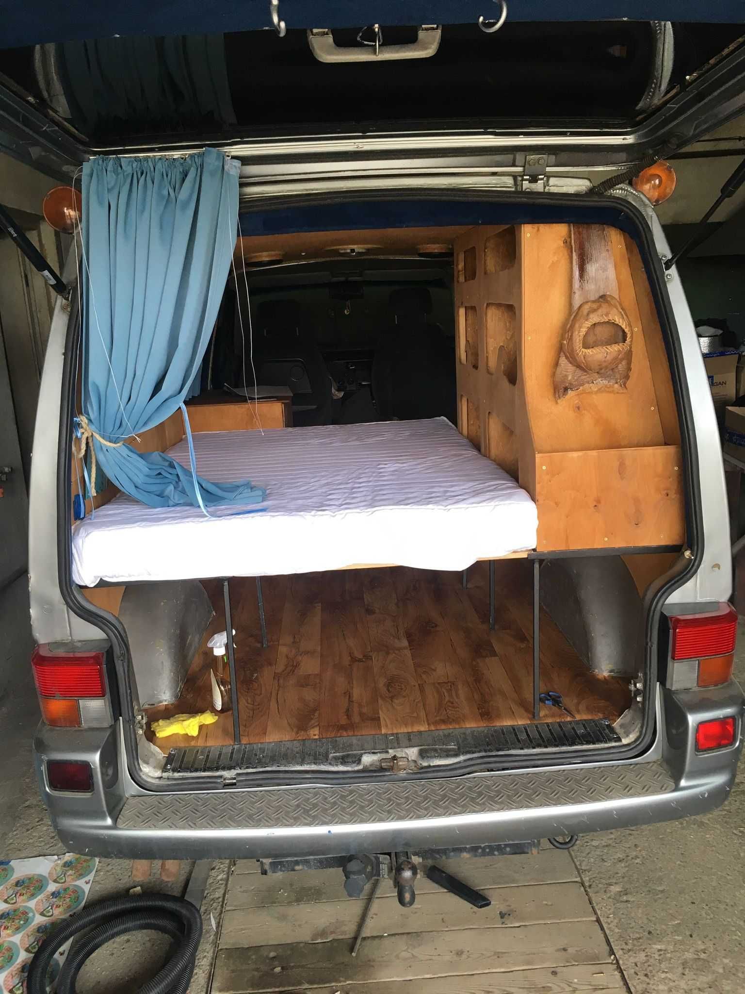 Volkswagen t4 caravelle long 2.4 1997 kamper izolacja hak fotel kap.