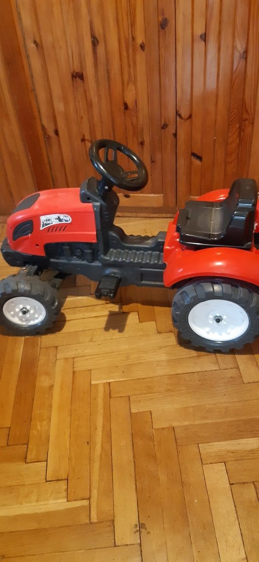 Traktorek z przyczepką Made in France