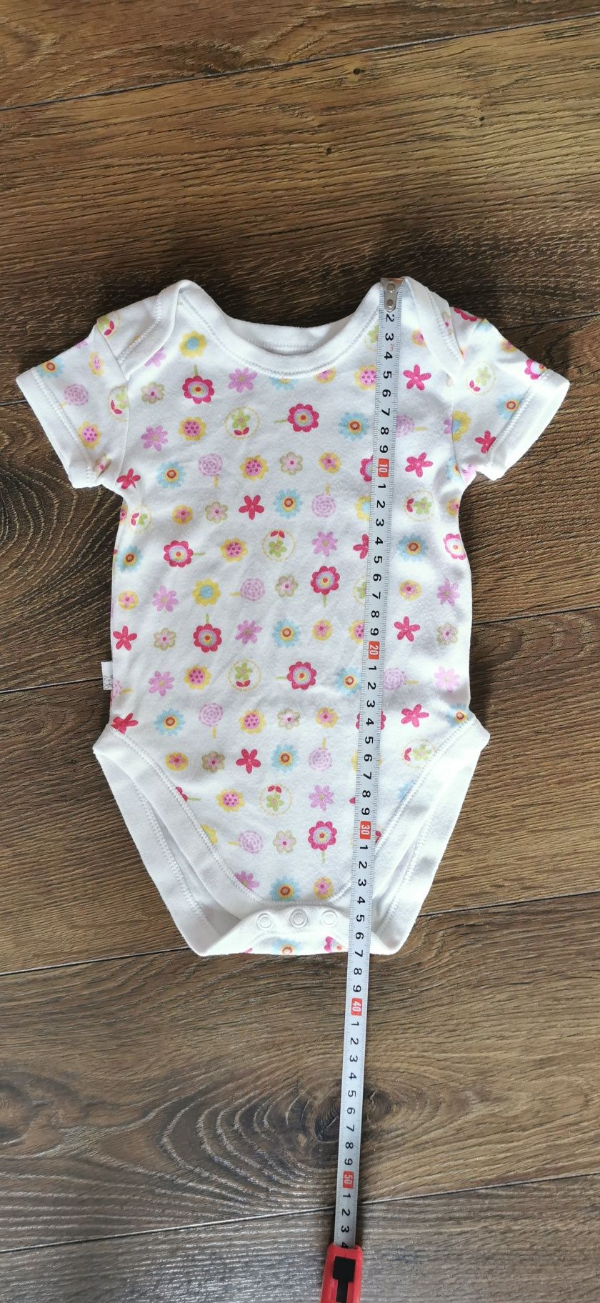 3 szt. body z krótkim rękawem 0-3M i 3-6M