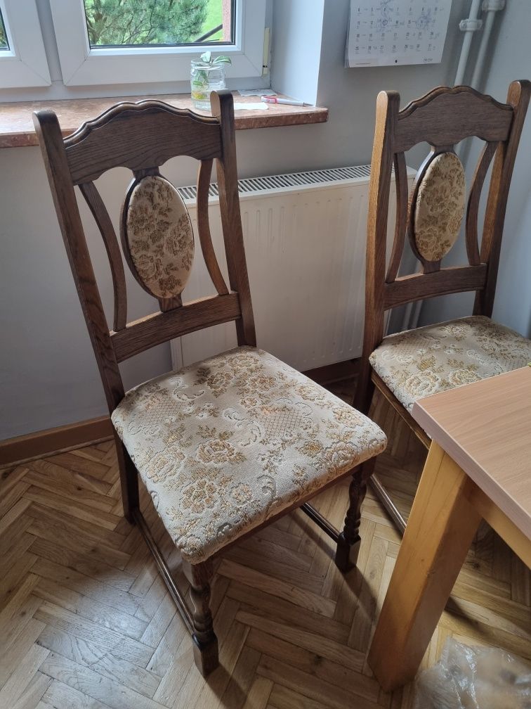 Krzesła do salonu