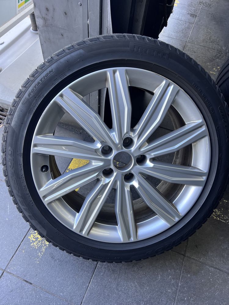 Audi Original, Pirelli Winter Sottozero 3 245/45 R19 102V