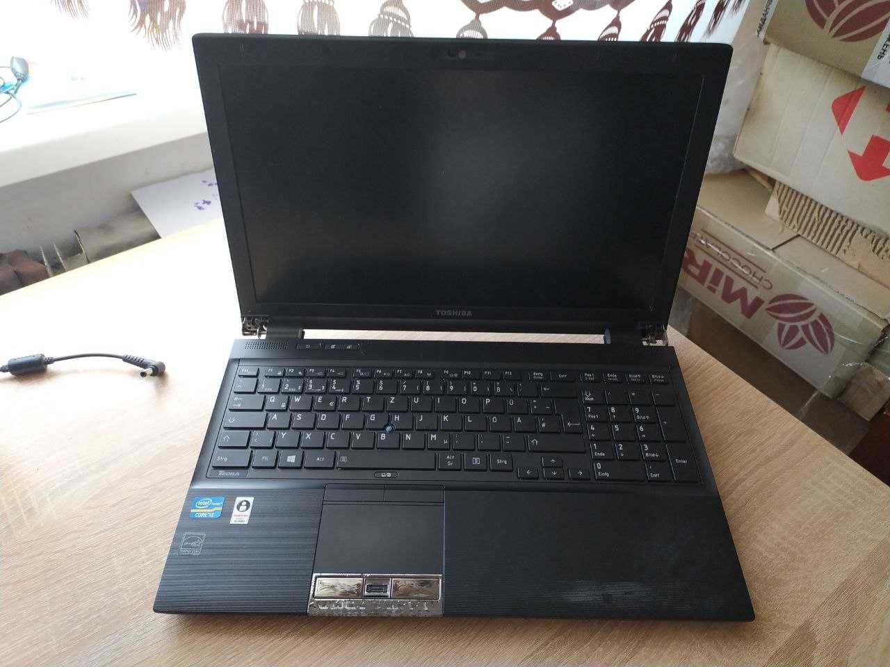 Ноутбук TOSHIBA TECRA R850 на core i3 ddr3 2 gb з Германії