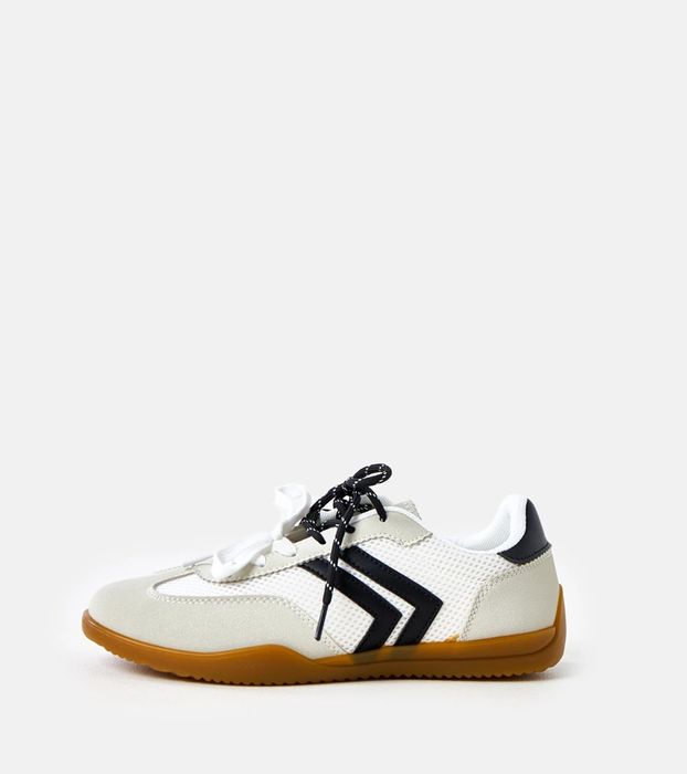 Białe sneakersy tampki damskie sznurowane Malkan