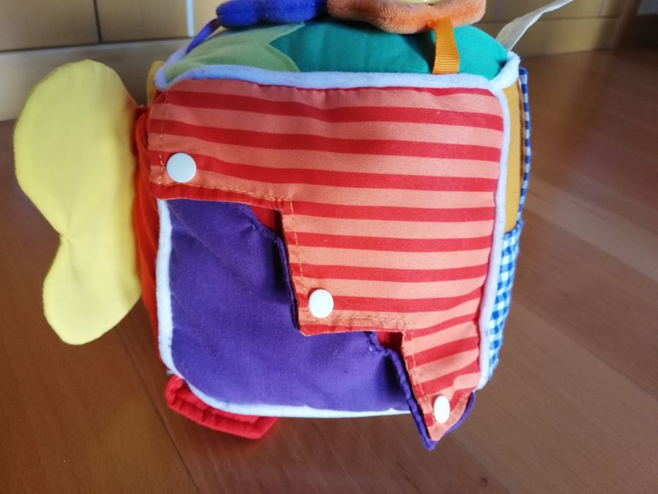 Cubo bebé motricidade