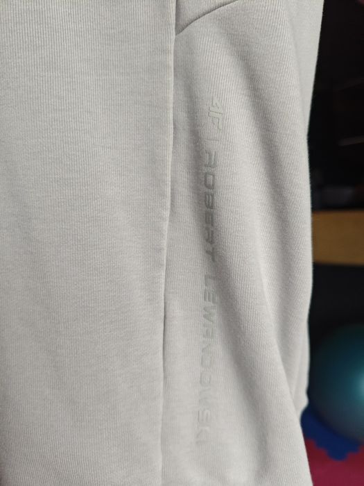 Bluza 4F RL9 szara jasna M – jak nowa