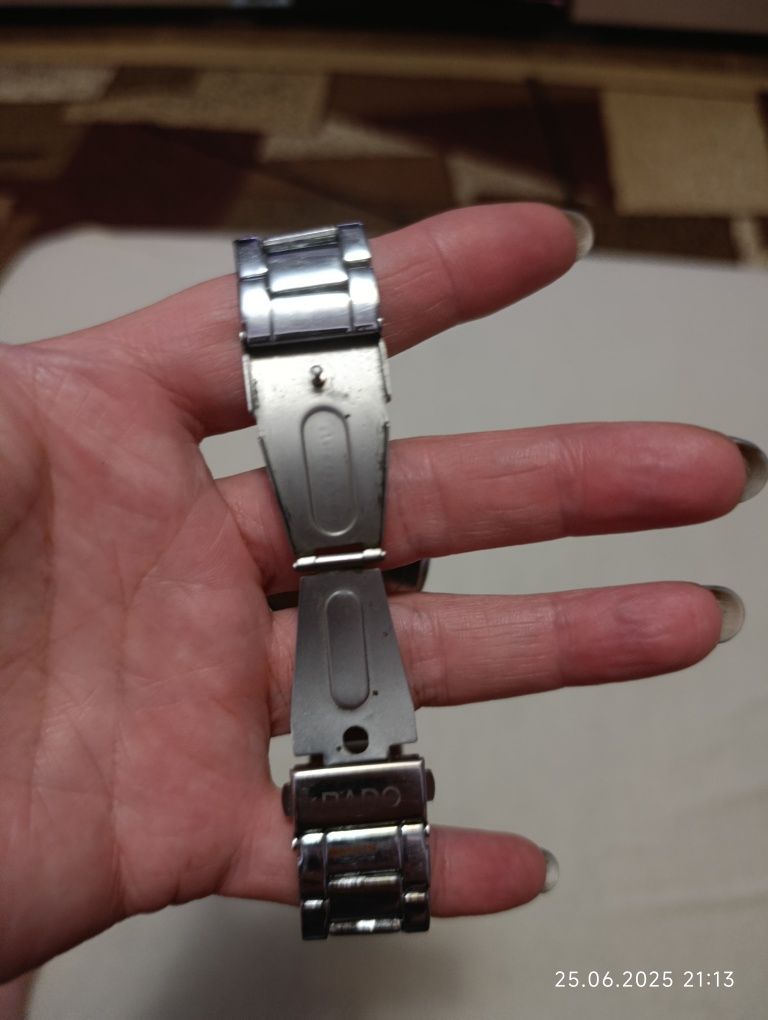 Часы наручные ,наручные часы