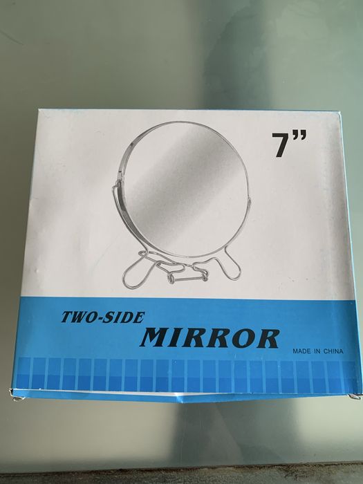 Новое зеркало маникюрное