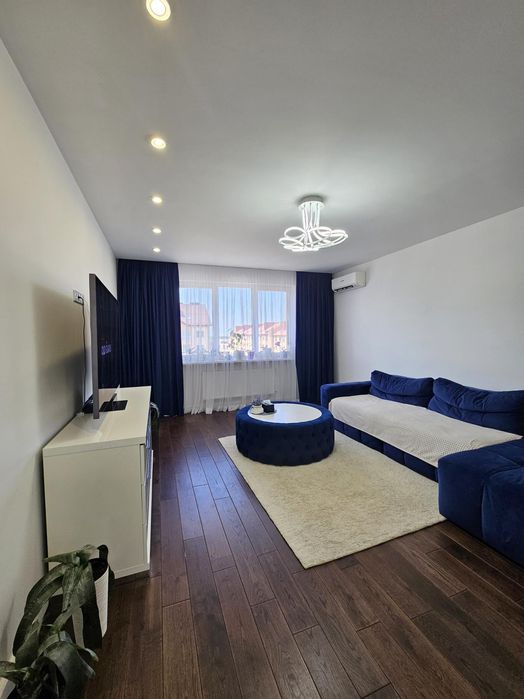 Продаж великої 3к квартири для сім'ї, з гаражем