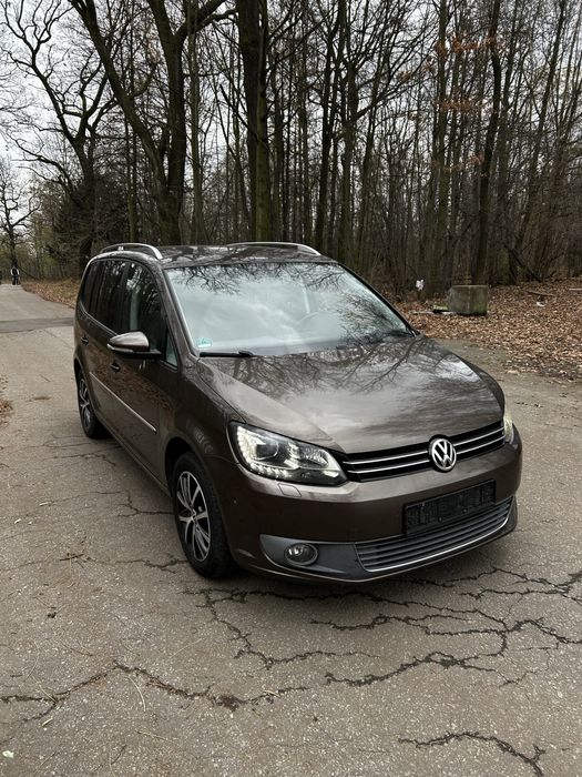 Volkswagen Touran Highline Benzyna 7 Osobowy Uszkodzony Okazja