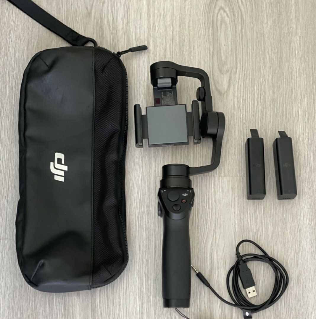 Estabilizador DJI Osmo mobil 2com 2 baterias e bolsa e cabo USB