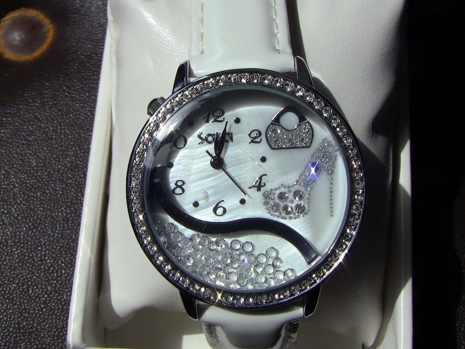 Женские часы жіночий годинник оригінальна упаковка
