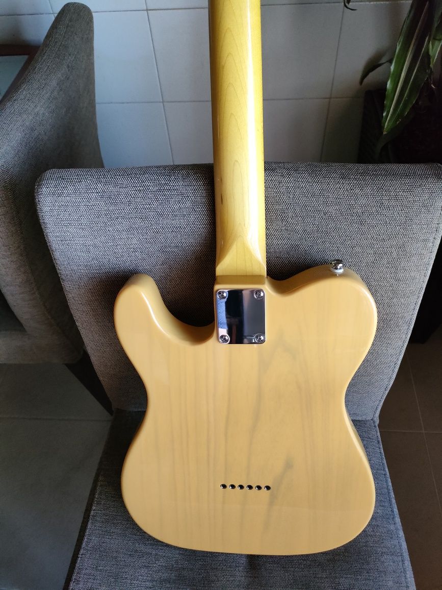 Guitarra Elétrica G&L como nova