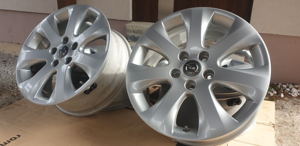 Opel Astra J, Zafira C 17" Felgi 5x115 Czujniki Ciśnienia