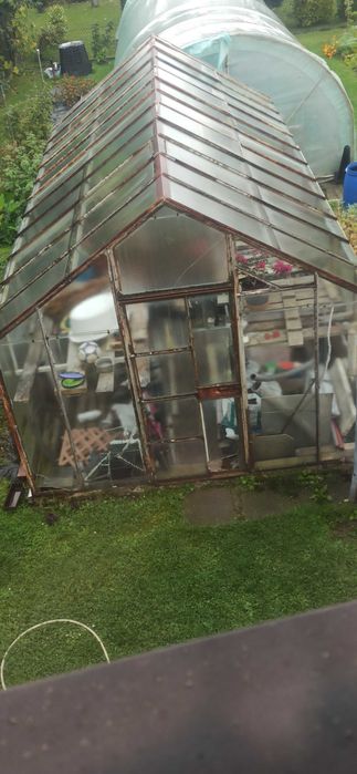 Szklarnię do rozbiórki sprzedam.