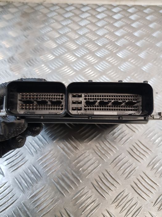 Sterownik Silnika 4F1907559 4F1910559N 5Wp45018 Audi A6 C6 3.2 V6 05R-