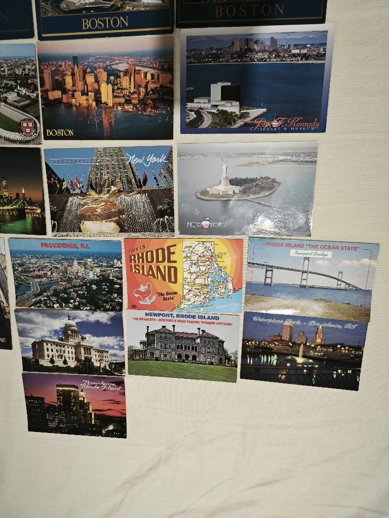 Vendo lote de 21 postais turísticos dos anos 80/90 referentes a EUA.