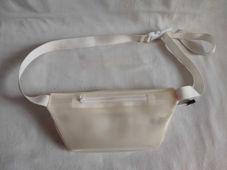 Сумка бананка на пояс "Levis"