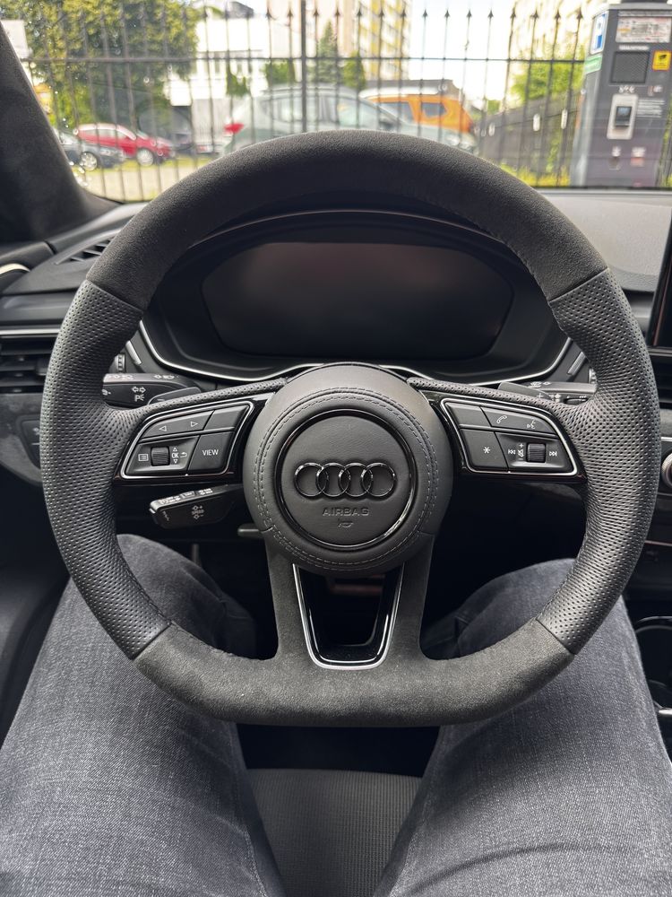 Kierownica ścięta Audi  A4, A3 Alcantara + skóra perforowana