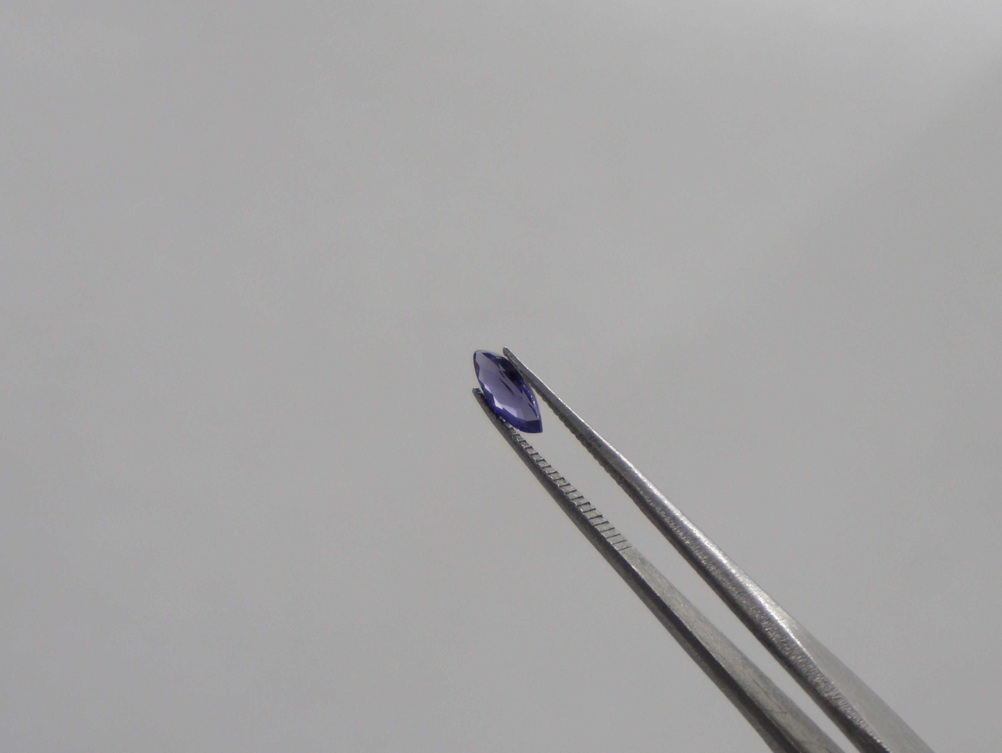Iolite Natural, Lapidada [Envio Incluído no preço]