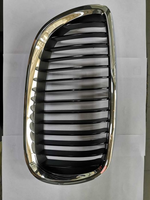 Grelha BMW serie 3 E90, E92 e E93 - NOVA