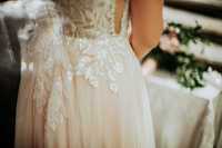 Przepiękna suknia ślubna !
