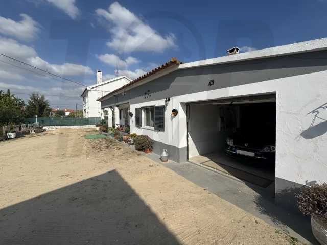 Moradia V3- Foros de Salvaterra - 
Salvaterra de Magos.