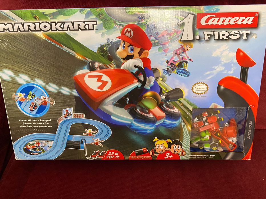 Tor samochodowy Carrera Nintendo Mario Kart Yoshi.