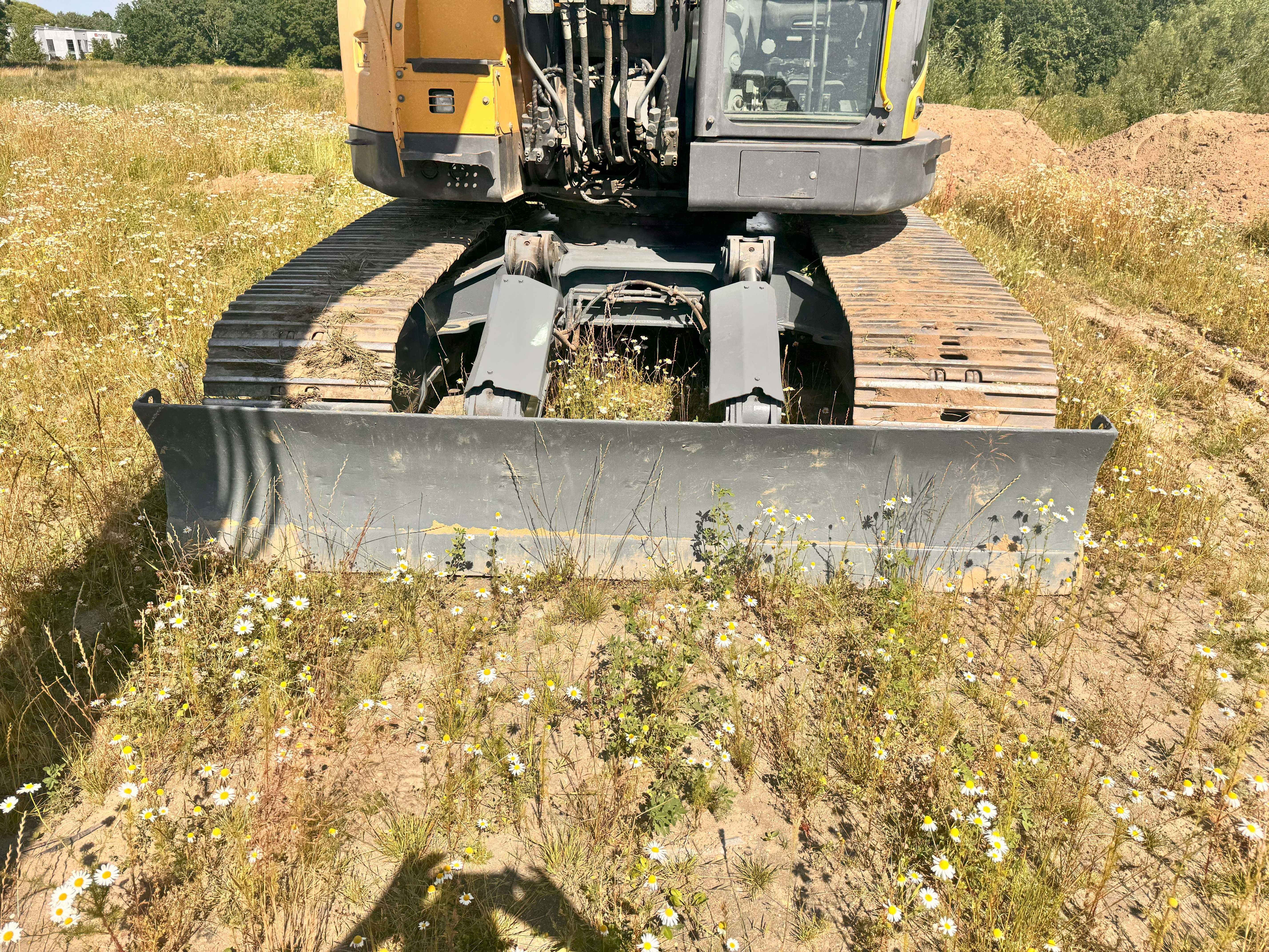 Koparka VOLVO ECR 235