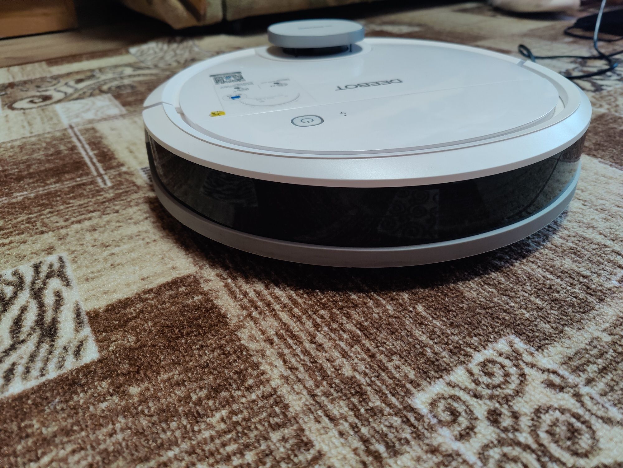 Робот пылесос Ecovacs deebot ozmo 900