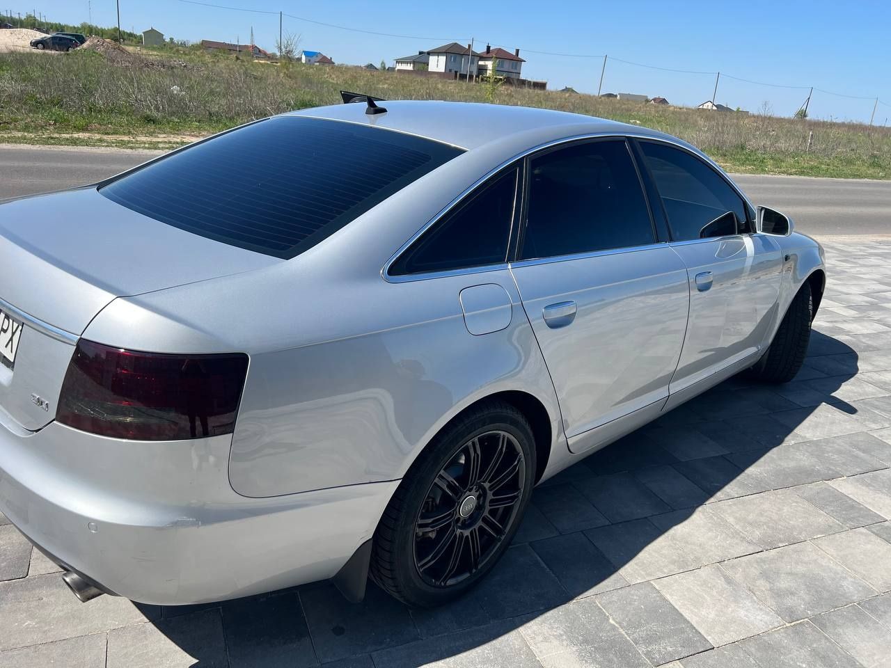 Продаж Audi A6. 2004 рік. Бензин 3л. Ціна 6.500у.е