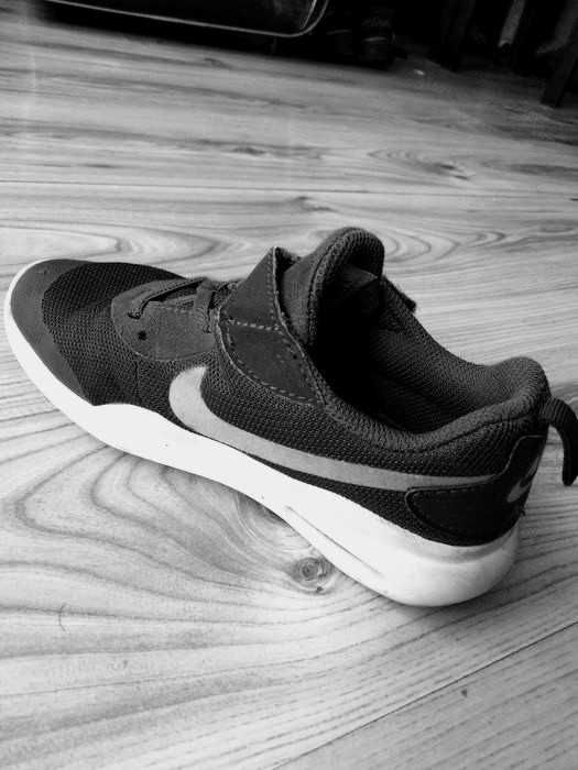 NIKE. Buty sportowe.